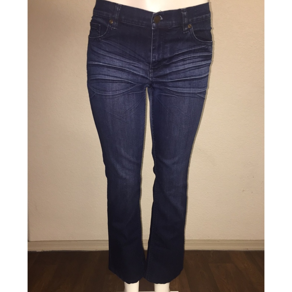 NEW YORK &COMPANY LOW-RISE BOOTCUT DARK WASH JEANS - Picture 1 of 4